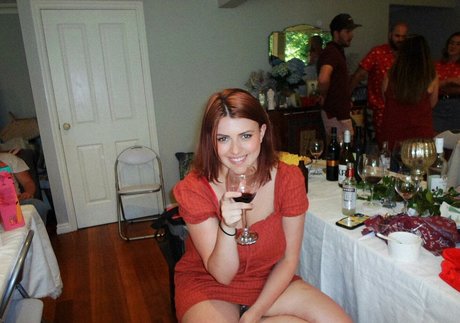 amateur mom onlyfans free photo