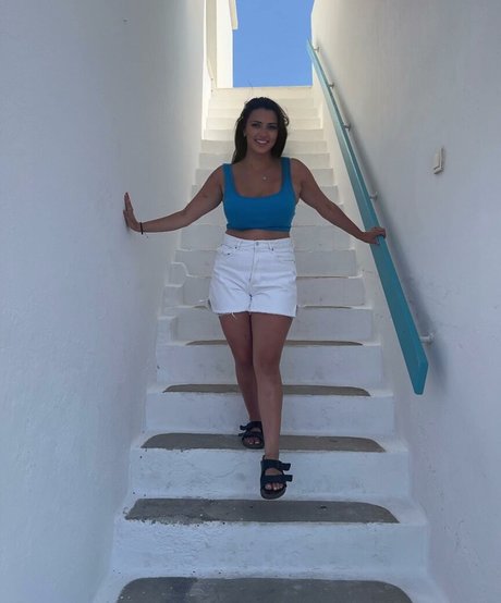 thick latina milf onlyfans art nude pics