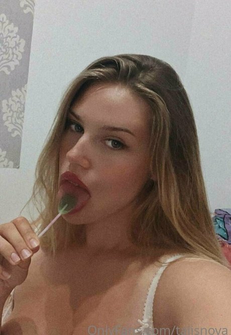 Talisnova pornstar art archive