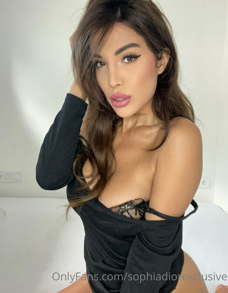 sophiadiorexclusive art actress image