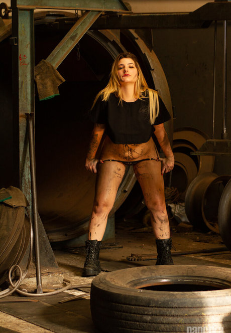 Victoria Foglia high quality actress archive