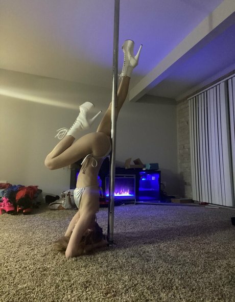 shemale outdoor onlyfans adult photos