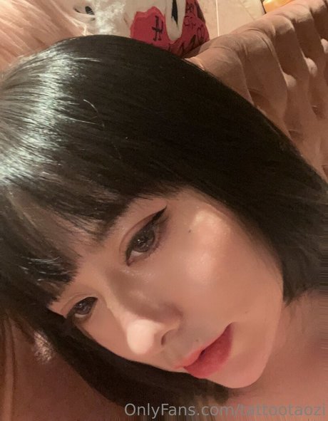 Tattoo Taozi exclusive model photo