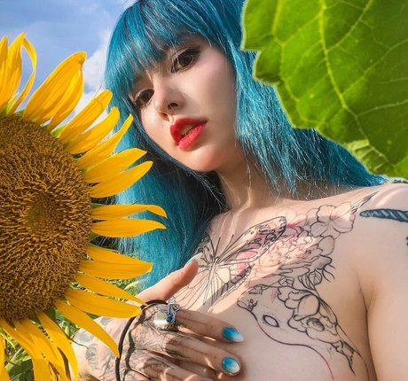 Tattoo Taozi model exclusive photos