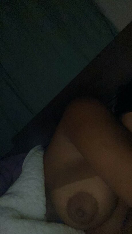 Jasminny Rodrigues nice pornstar img