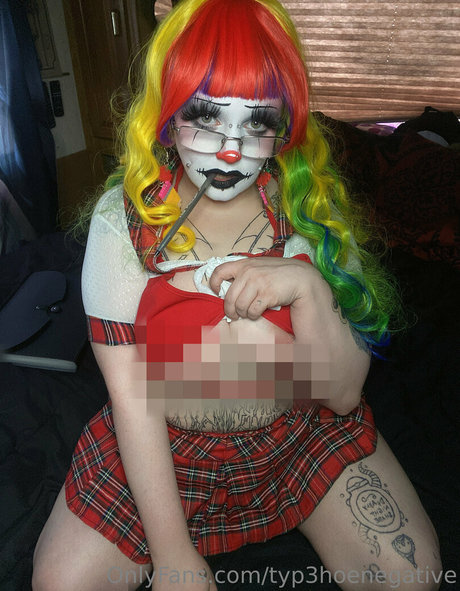 typ3hoenegative pretty pornstar img