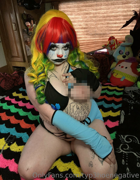 typ3hoenegative adult actress photo