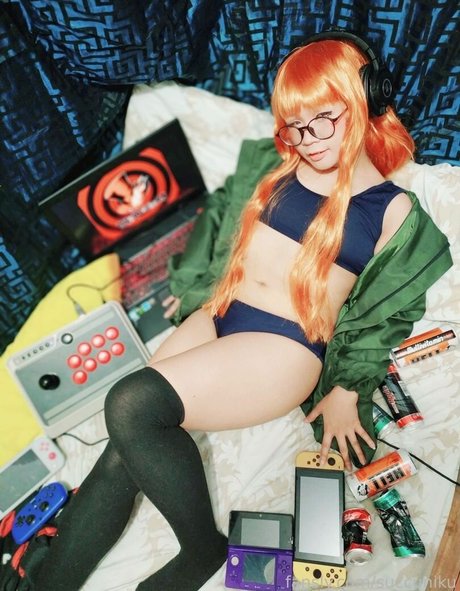 Succuniku model hot image