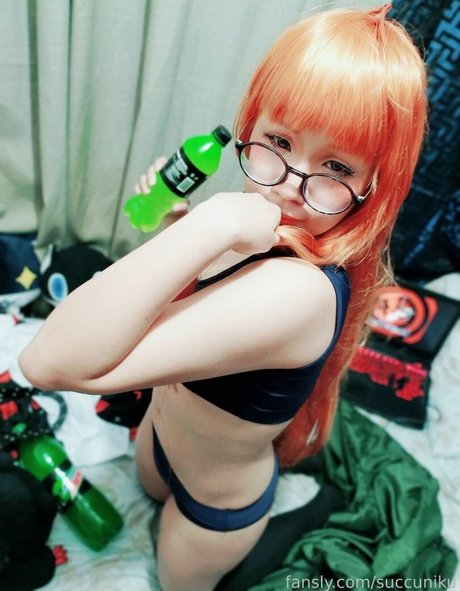 Succuniku porn star pic