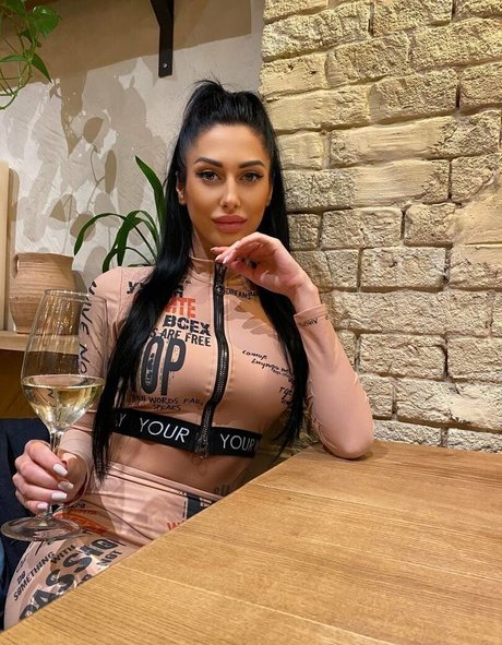 your sweet mari model xxx archive