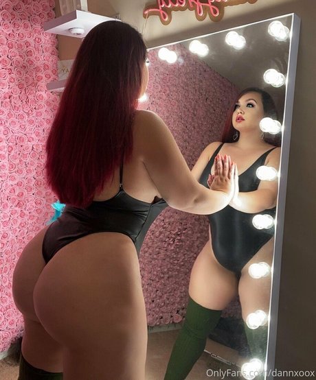 dixieannxxfree star erotic gallery