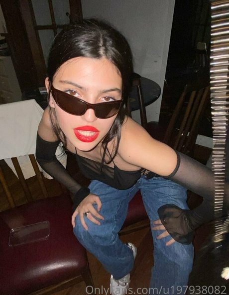 Desiree Bunny beautiful pornstar gallery