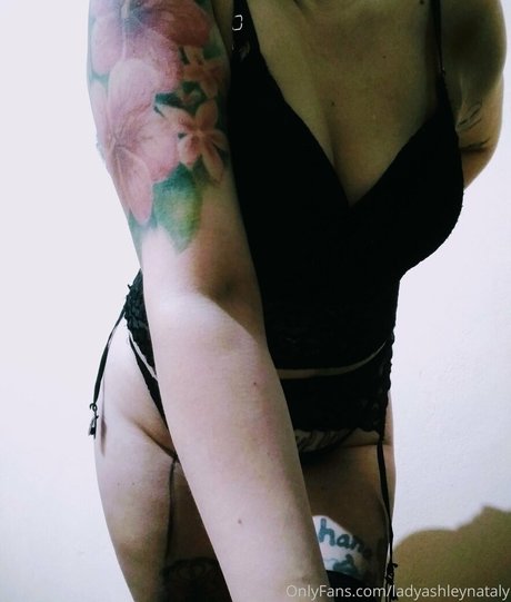 exoticalphagirl hd actress img