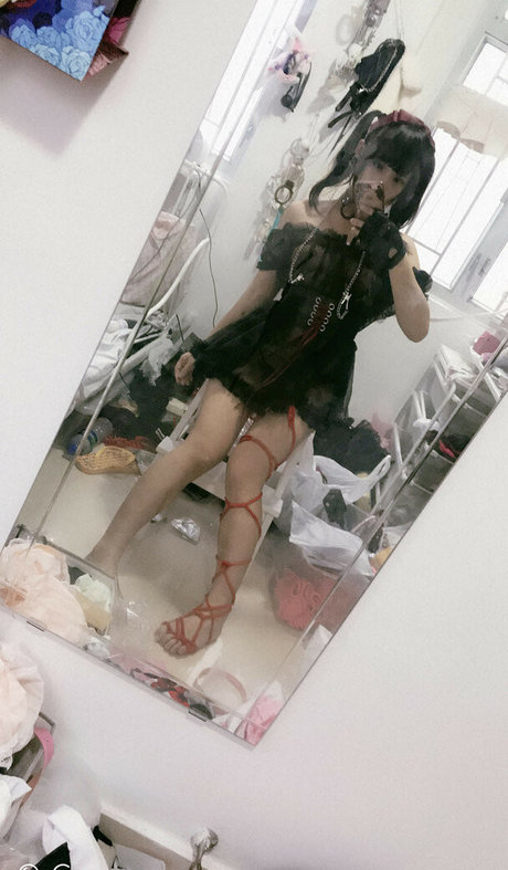 NazoEirian pornographic star pics