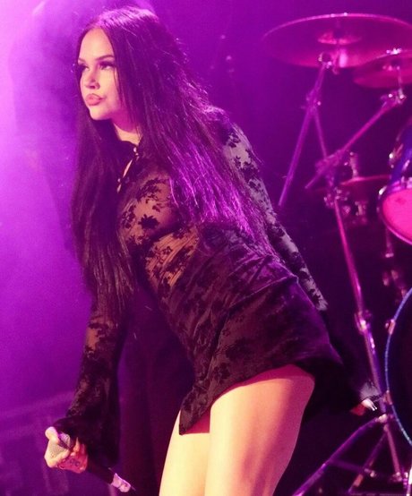 Maggie Lindemann star hot photos