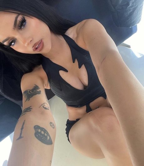 Maggie Lindemann star picture