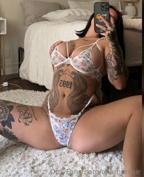 ChampagneRose star naked gallery