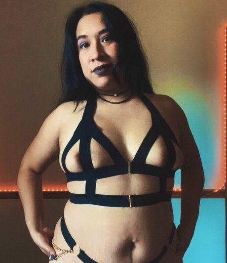 GoldnPersephone star sexy galleries