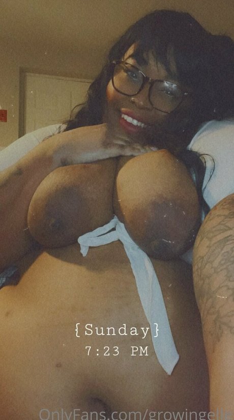 thigh high boots onlyfans naked pictures