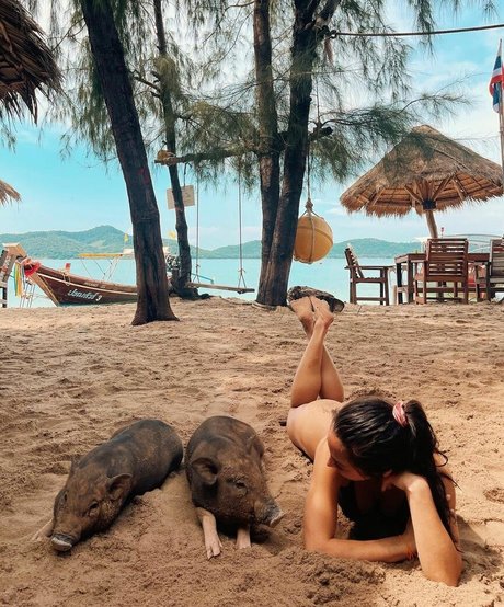 small onlyfans free nude image