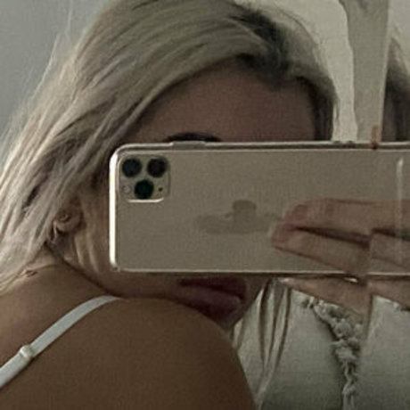 ebony smoking onlyfans sexy nude images