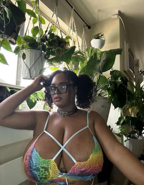 nikkydunesfree pornstar pretty photo