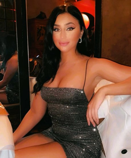 Doom LuckyGirl free actress picture