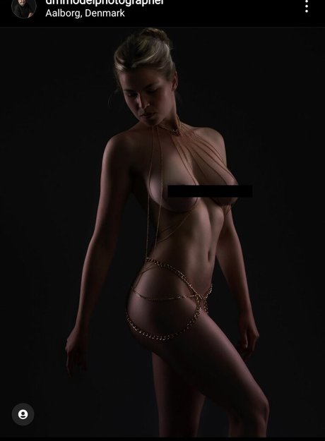 Mynte Muse free pornstar pictures