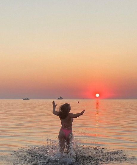 Anja Nissen star porn pic