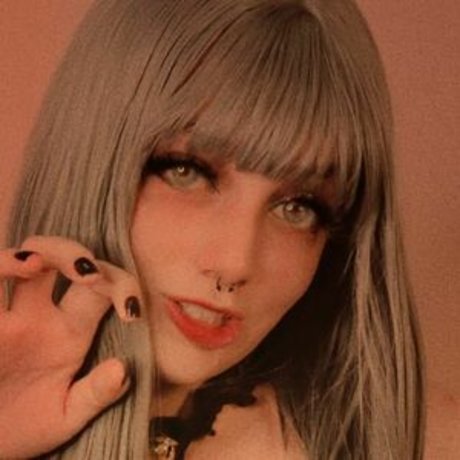 Samantha Ludvig top star photo