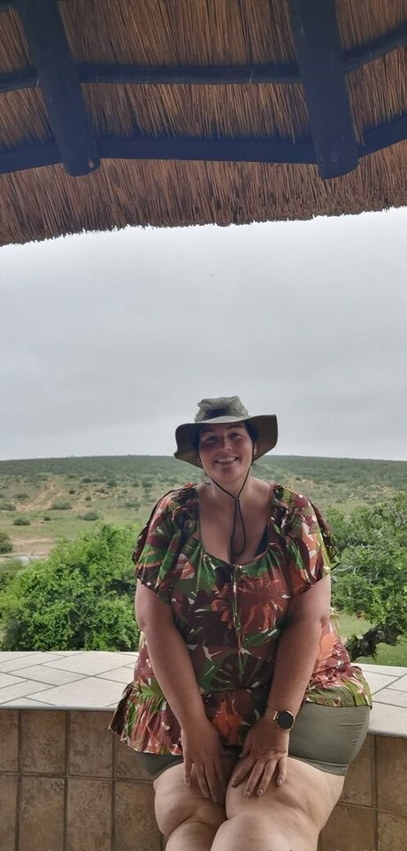 hot mature onlyfans sexy naked photos