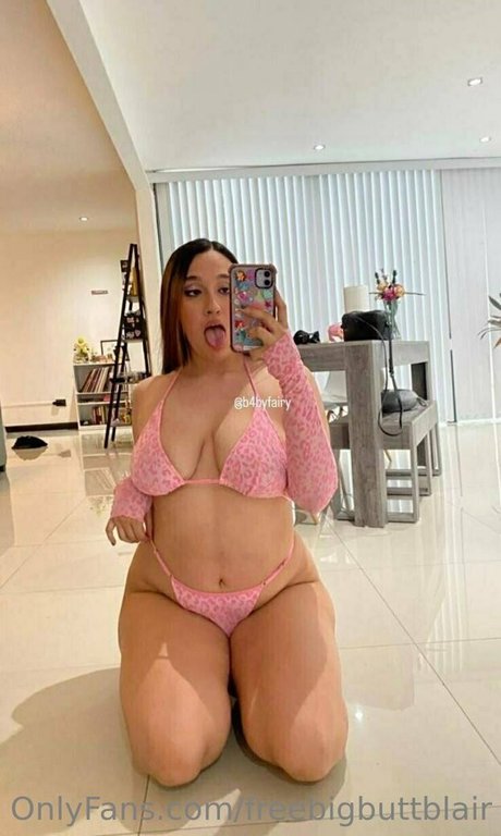 freebigbuttblair erotic star galleries