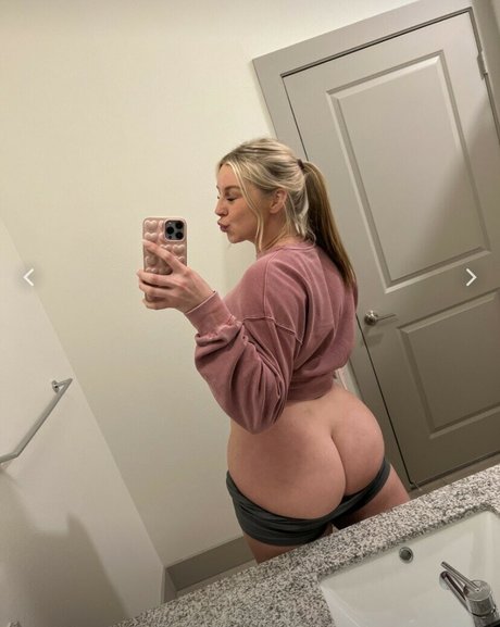 Jiggly jessicaa top pornstar pic