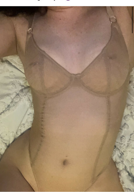 Alana Evans sexy actress photo