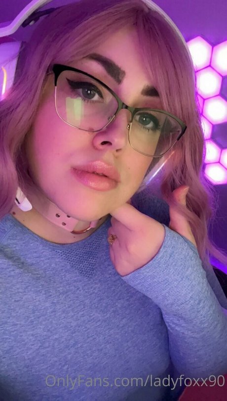 ladyfoxx90 nice model gallery