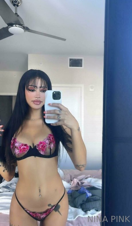 ninapinkxo art model photo