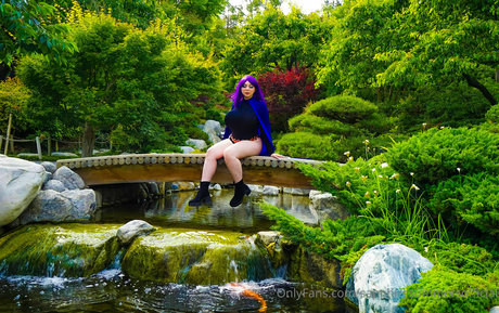 sapphiresummersofficial xxx model galleries