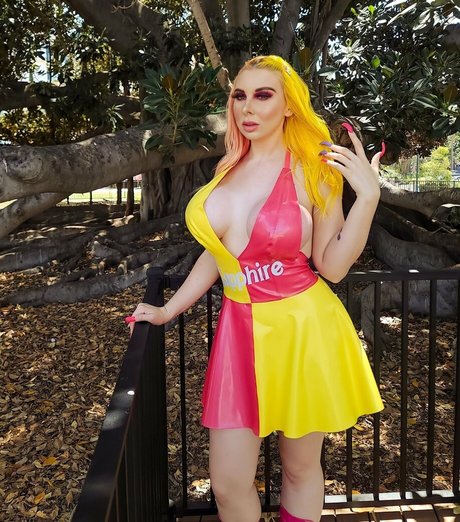 sapphiresummersofficial pornstar beautiful image