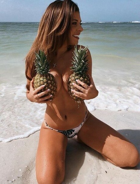 Teddi Mansueto star sex pic