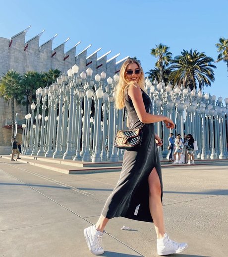 Elena Kulichenko model adult photo