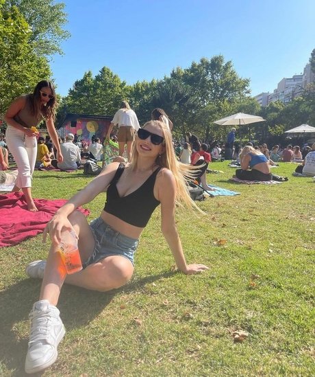 grandma onlyfans beautiful image