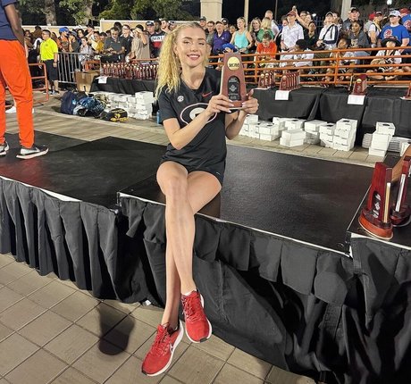 Elena Kulichenko model adult picture