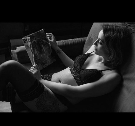 Ely Mango model hd archive