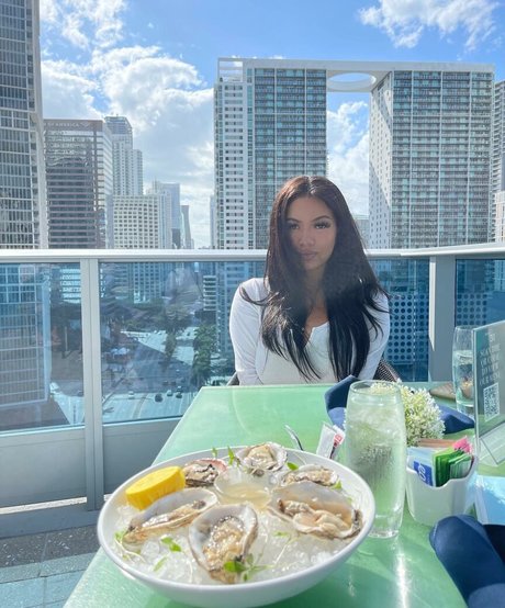 thelailalove model beautiful galleries