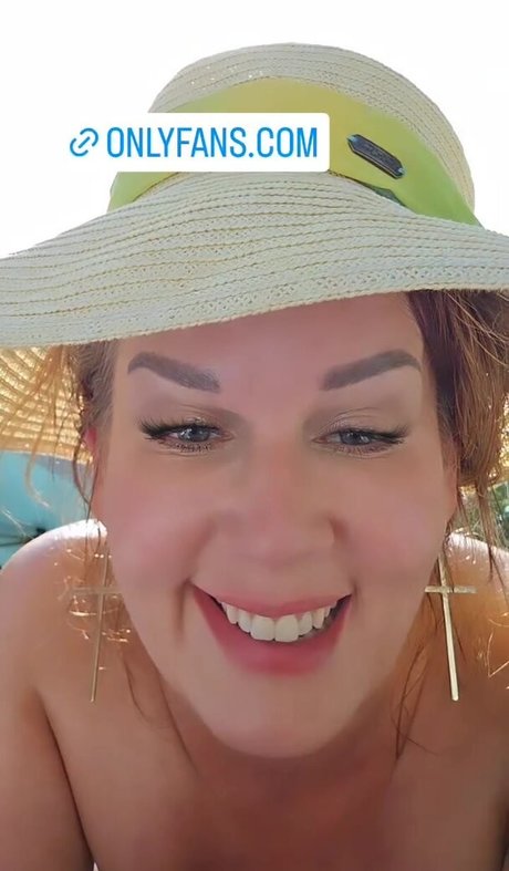 Ursula TV nice star image