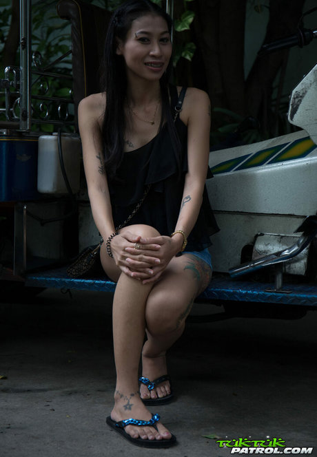 curvy xxx onlyfans naked photos