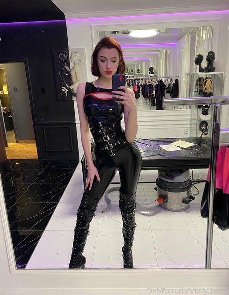 sucking cock onlyfans art porn images