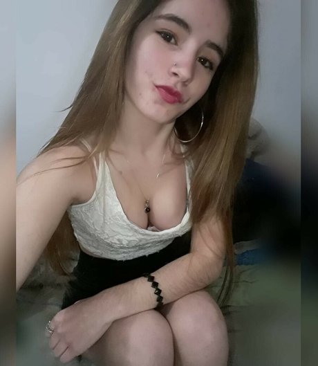 giulicostales naked model photos