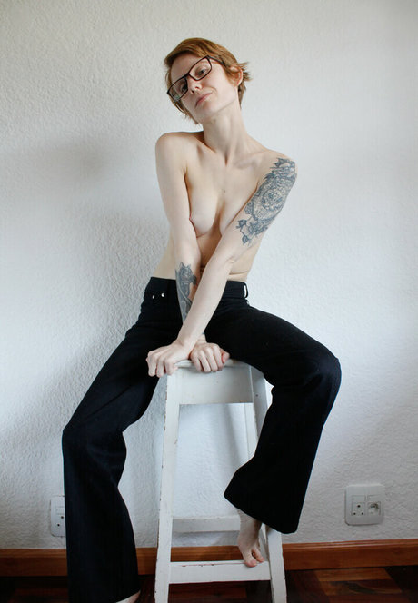 blonde babe onlyfans free naked pics