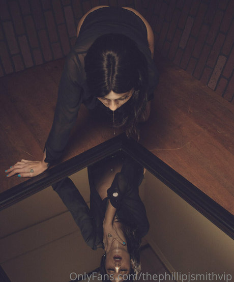 shemale outdoor onlyfans art nude photos